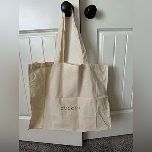Gucci dust bag tote 100